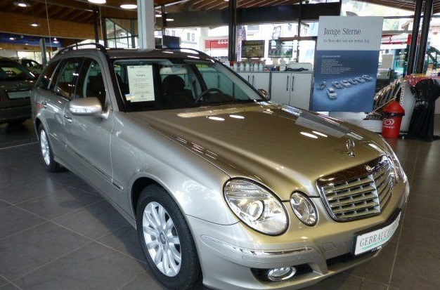 LHD MERCEDES E CLASS